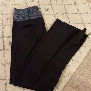 Lululemon groove pants flare